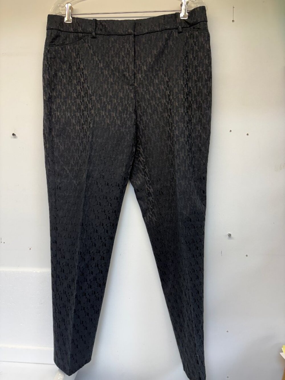 Women's Dress Black Slacks Textured  Belt Loops WhitehouseBlack market Sz 10